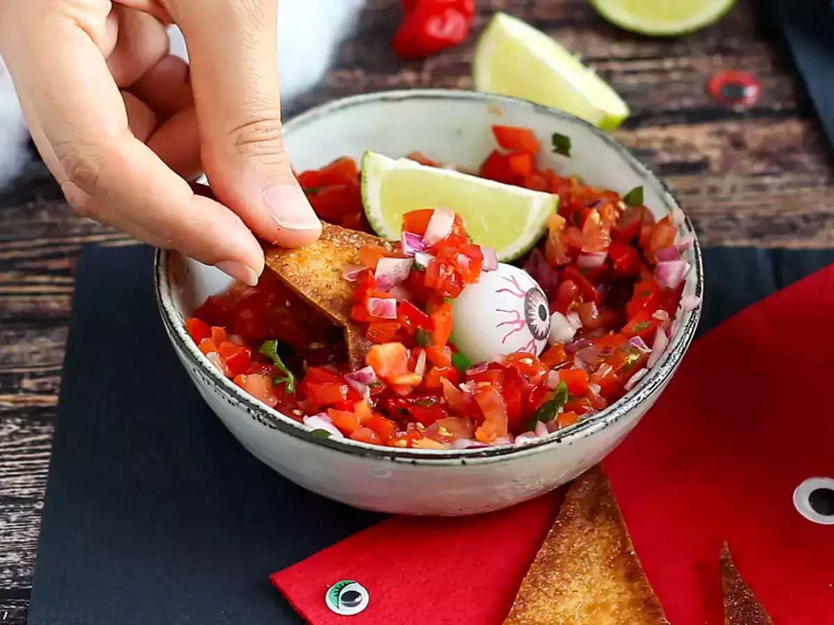 Čarodějnické klobouky z tortillových chipsů - foto 2