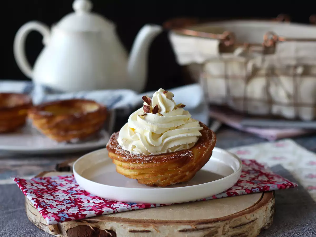 Churros pečené v troubě ve tvaru mističek s bohatou náplní