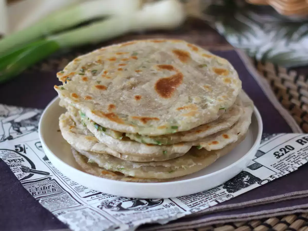 Čínské placky s jarní cibulkou – Scallion pancakes