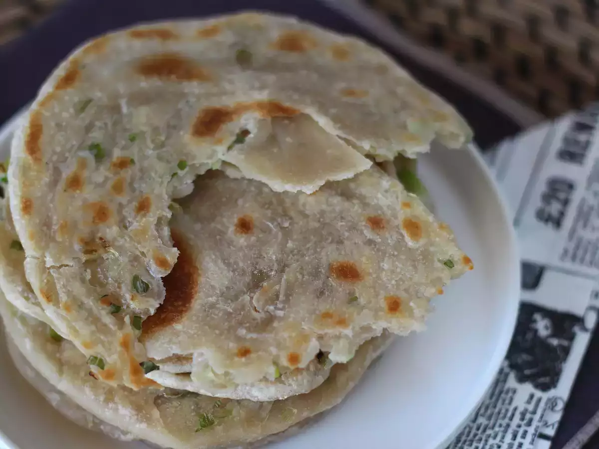 Čínské placky s jarní cibulkou – Scallion pancakes - foto 2