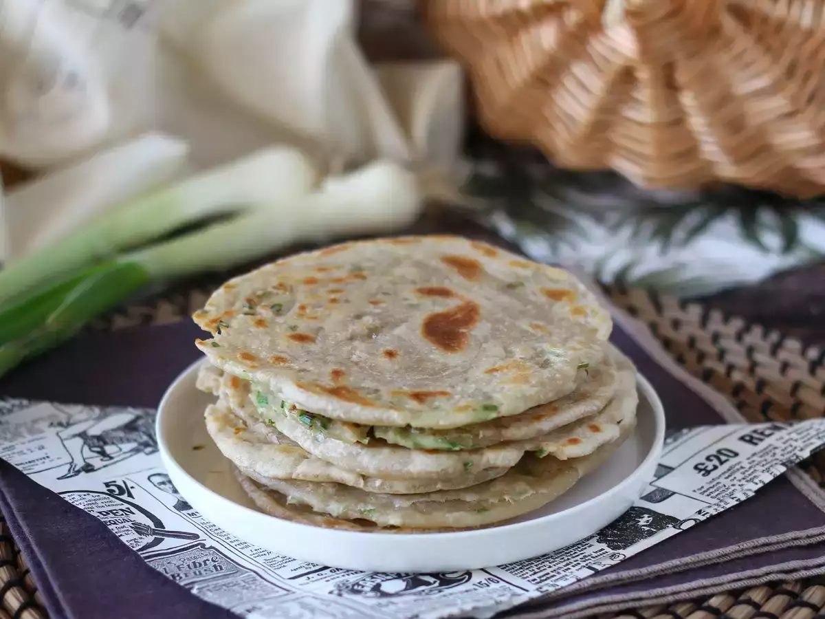 Čínské placky s jarní cibulkou – Scallion pancakes - foto 3