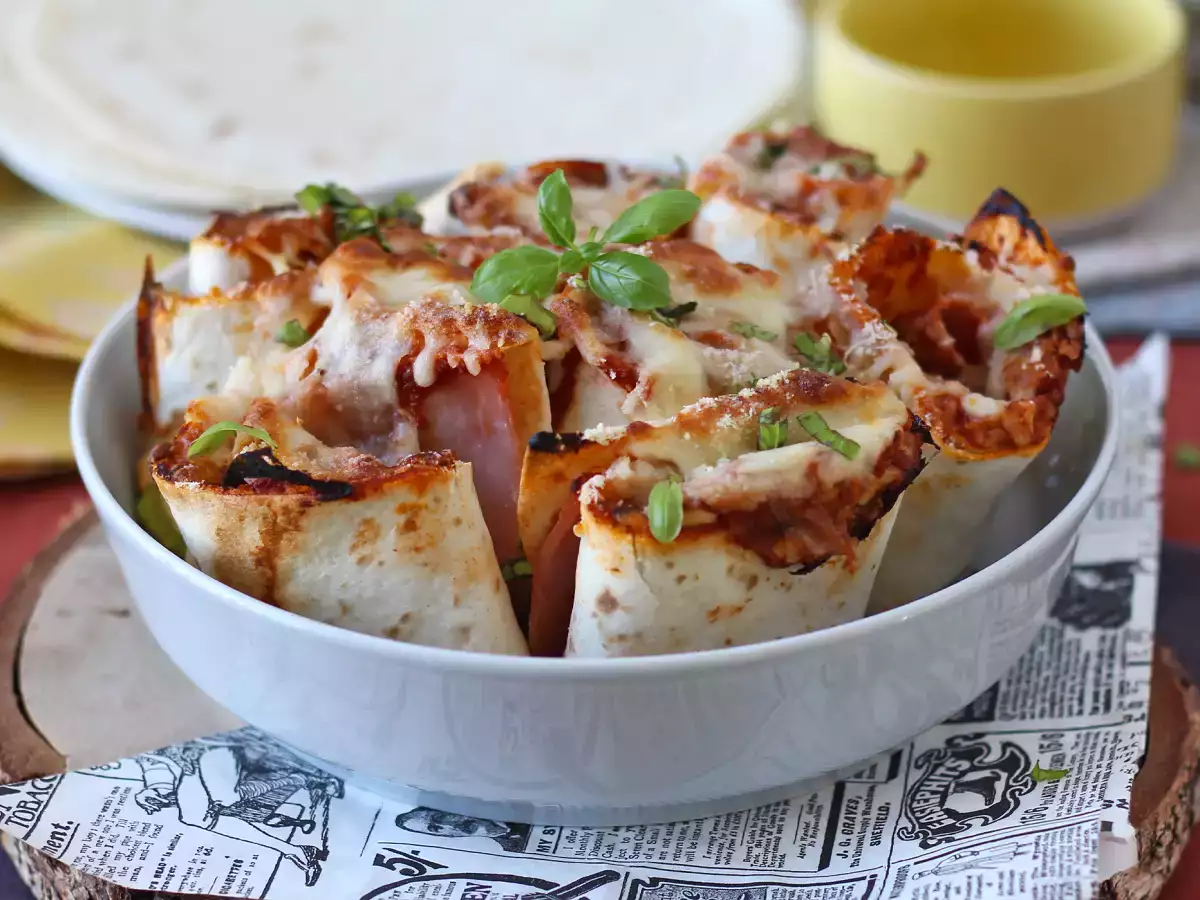 Co připravit z tortill? Lahodný pokrm s příchutí pizzy, který můžete sdílet! - foto 5