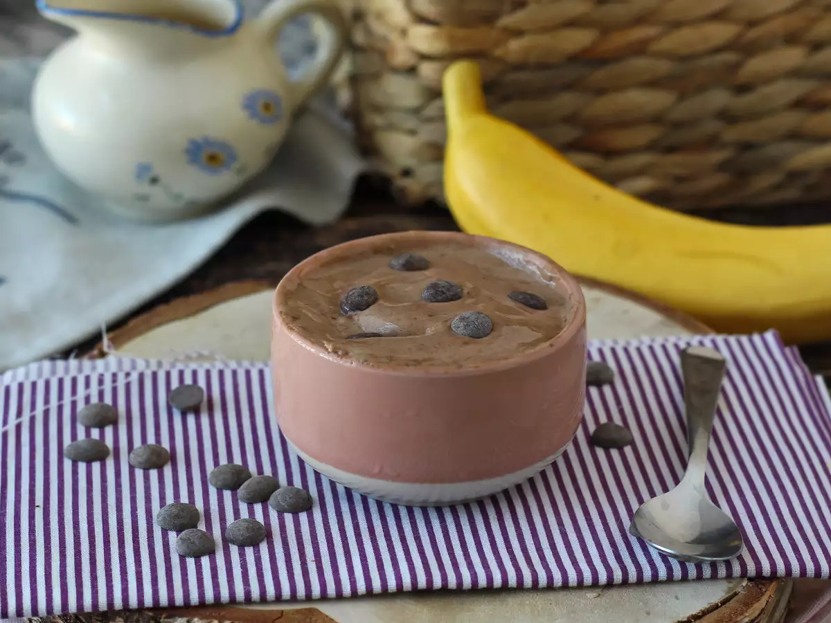 Čokoládová proteinová zmrzlina ze syrovátkového proteinu, hotová za 5 minut! - foto 2