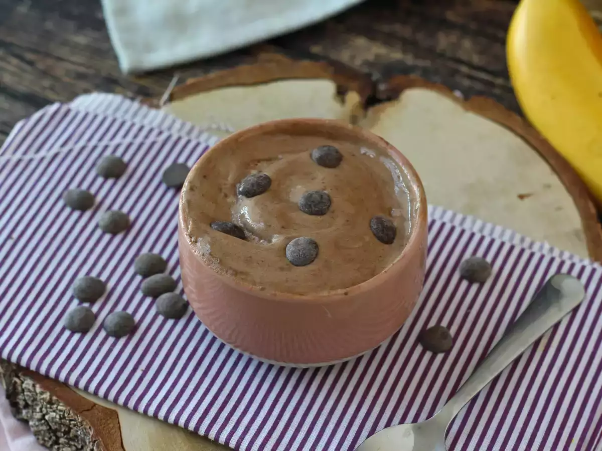 Čokoládová proteinová zmrzlina ze syrovátkového proteinu, hotová za 5 minut! - foto 4