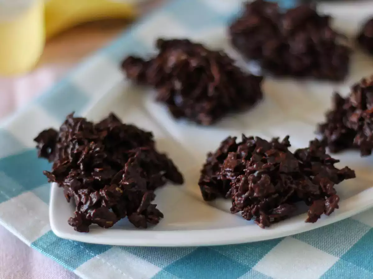 Čokoládové bonbóny Pringles v pískových růžích - foto 3