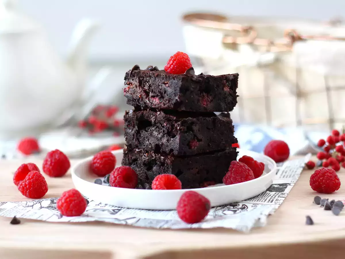 Čokoládovo-malinové brownie, čistý požitek! - foto 3