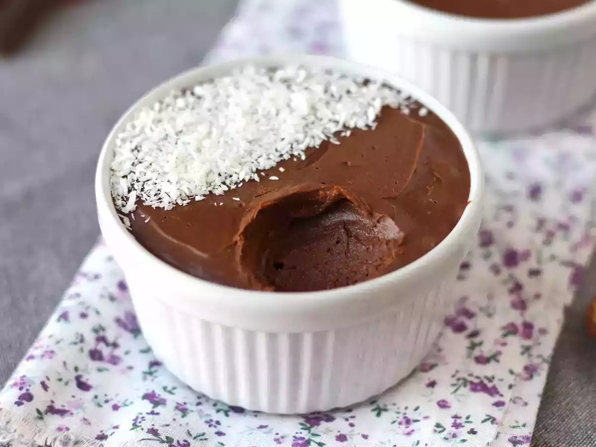Čokoládový dezert se pouze 2 ingrediencemi!