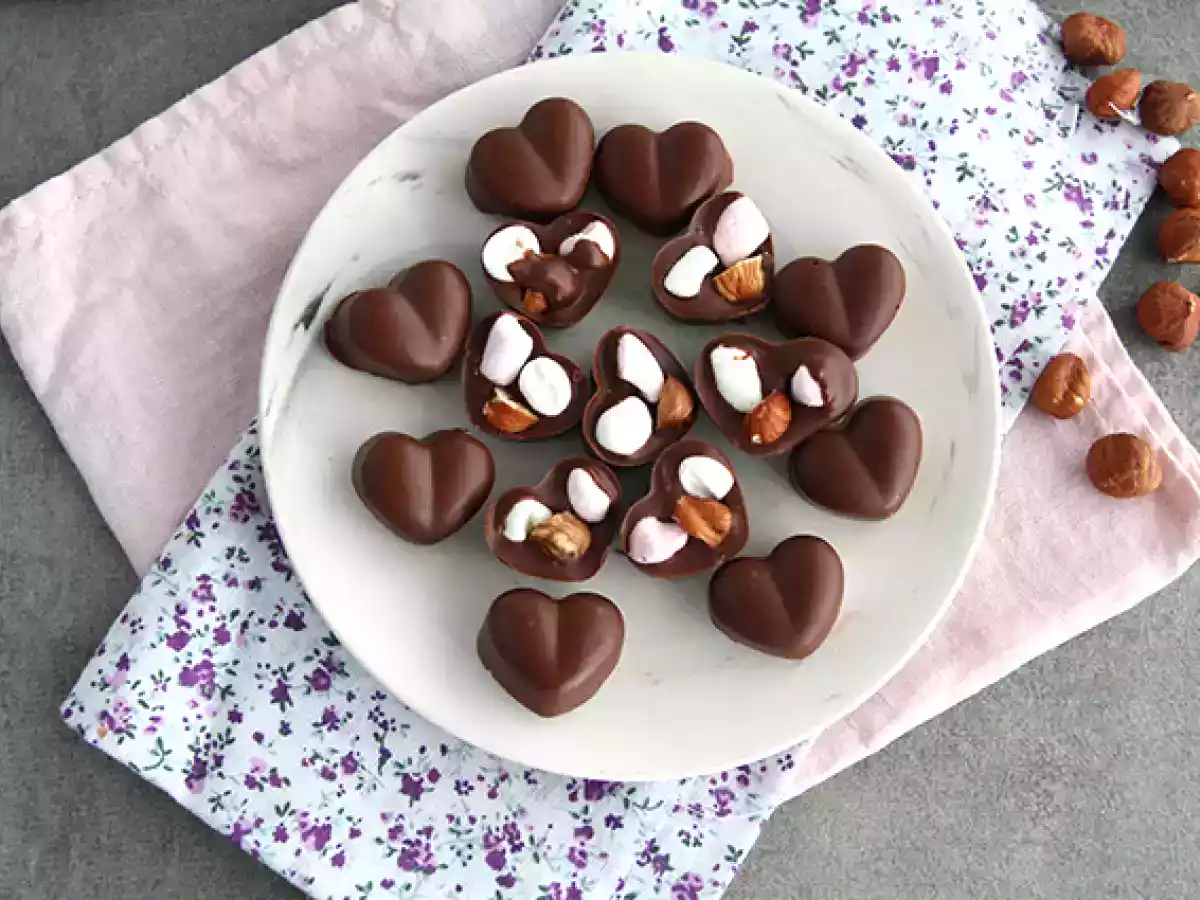 Čokolády s marshmallow a lískovými oříšky - foto 3