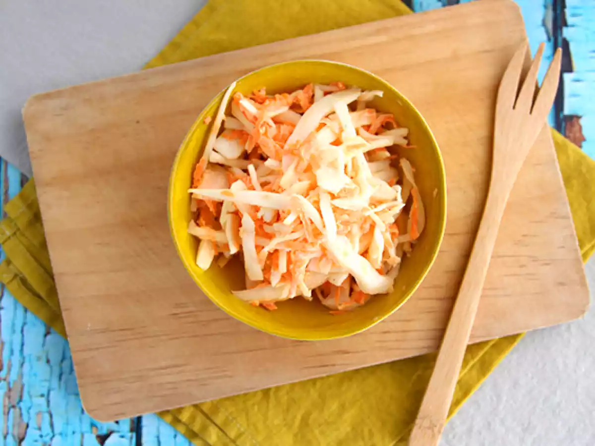 Coleslaw (salát ze zelí a mrkve v americkém stylu) - foto 2