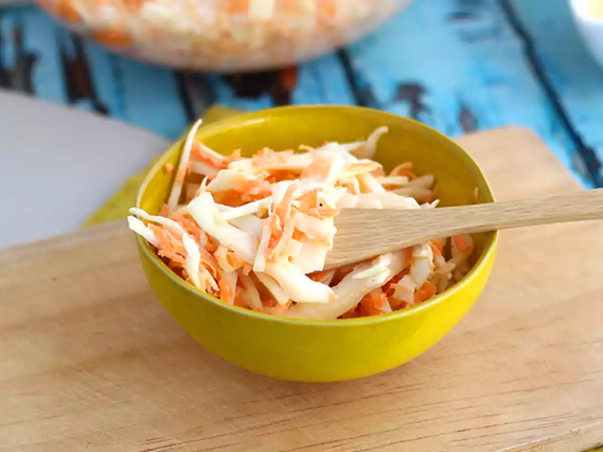 Coleslaw (salát ze zelí a mrkve v americkém stylu) - foto 4