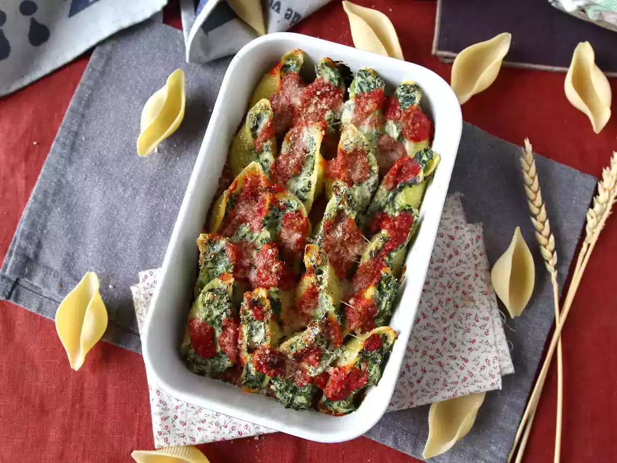 Conchiglioni plněné ricottou a špenátem: neodolatelné zapečené vegetariánské jídlo - foto 6