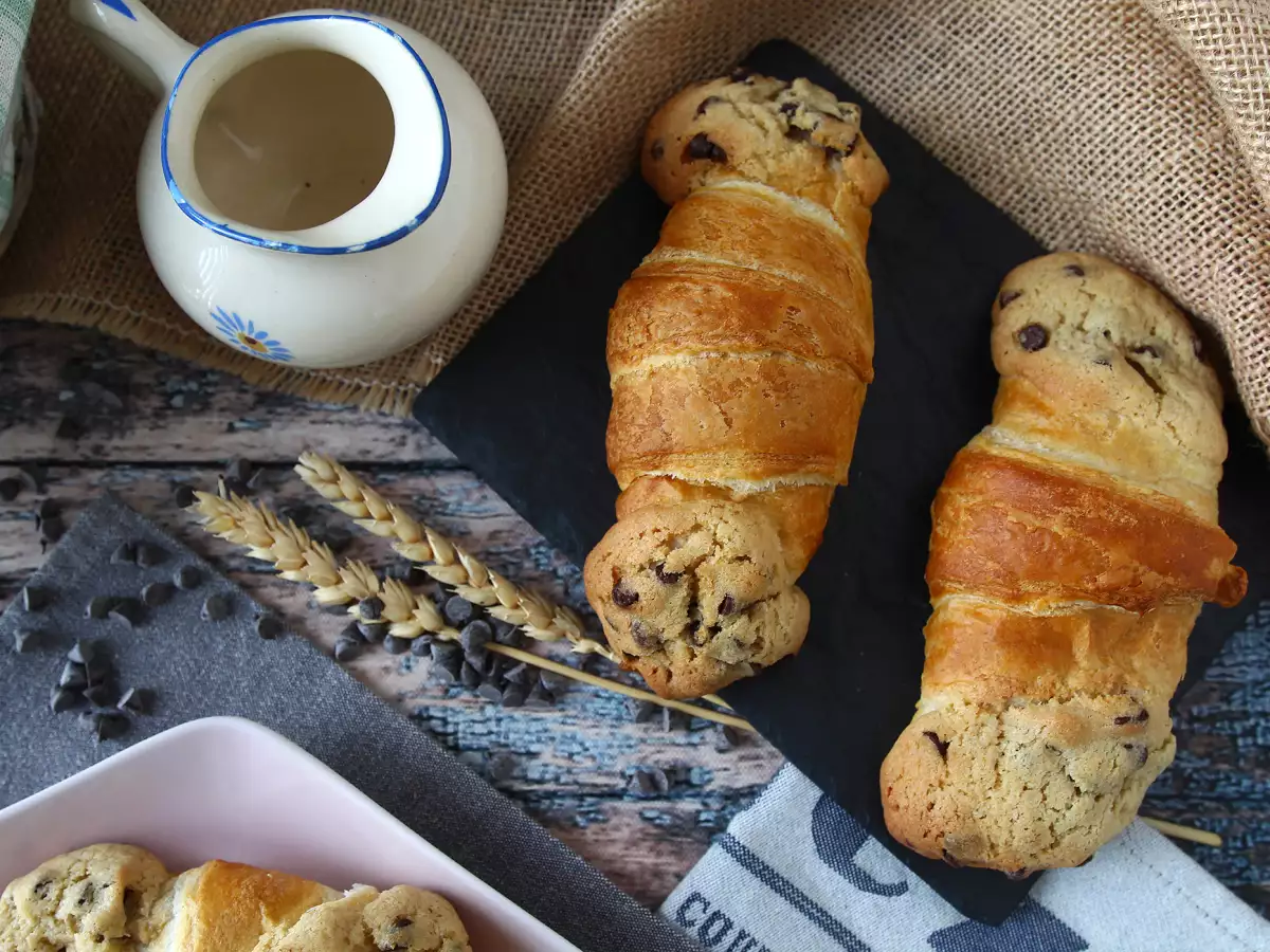 Crookies: snadný a neodolatelný dezert z croissantu a sušenek - foto 3