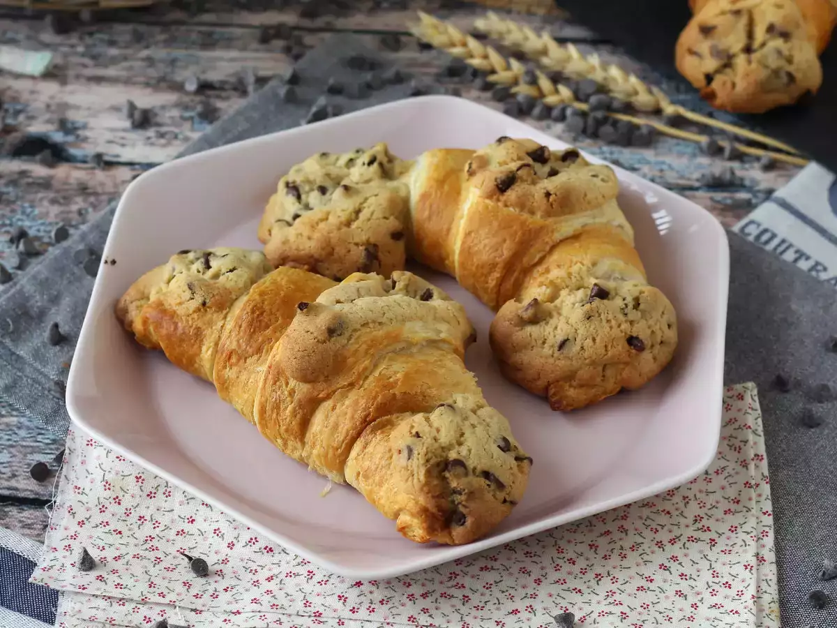 Crookies: snadný a neodolatelný dezert z croissantu a sušenek - foto 7