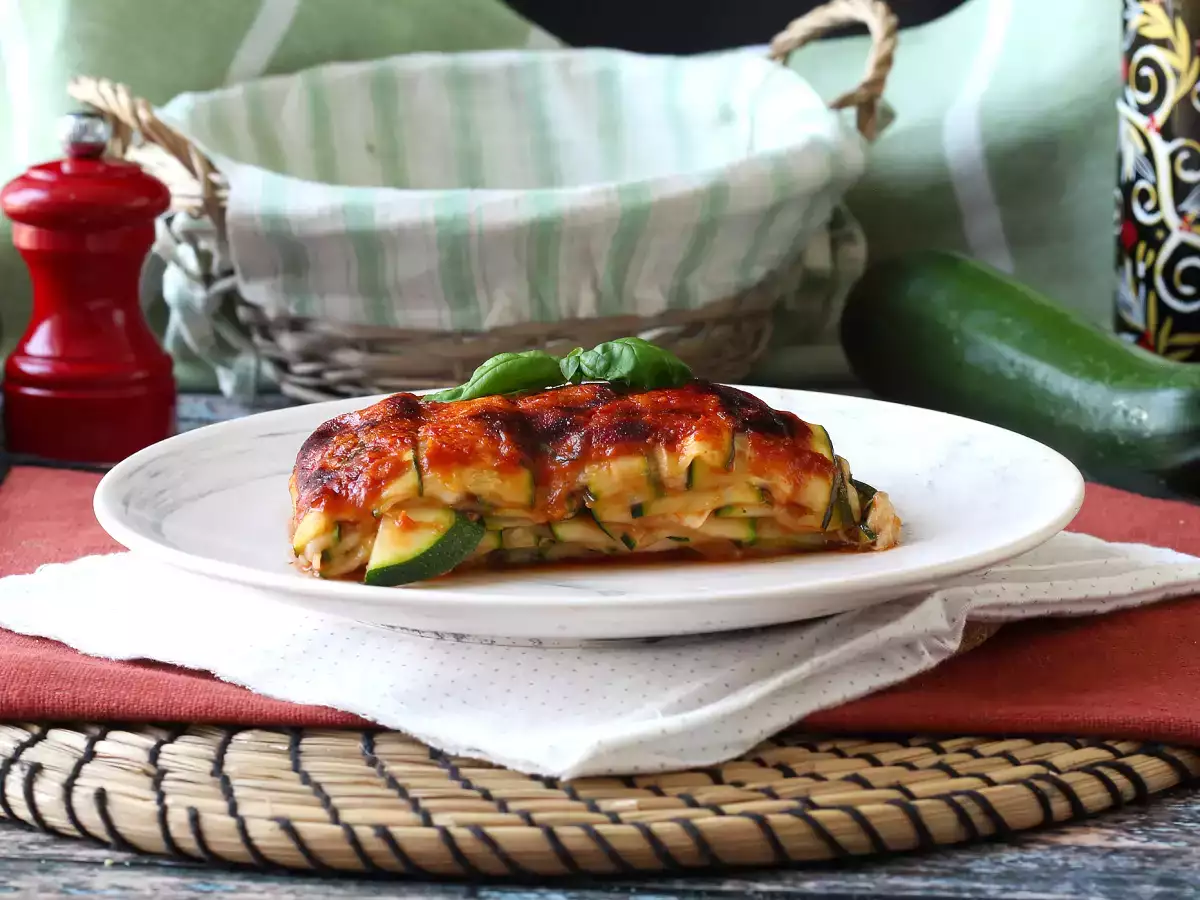 Cuketová parmigiana v horkovzdušné fritéze: rychlá, lehká a křupavá - foto 2