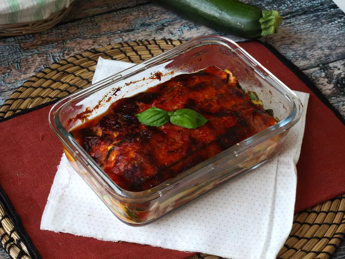 Cuketová parmigiana v horkovzdušné fritéze: rychlá, lehká a křupavá - foto 6