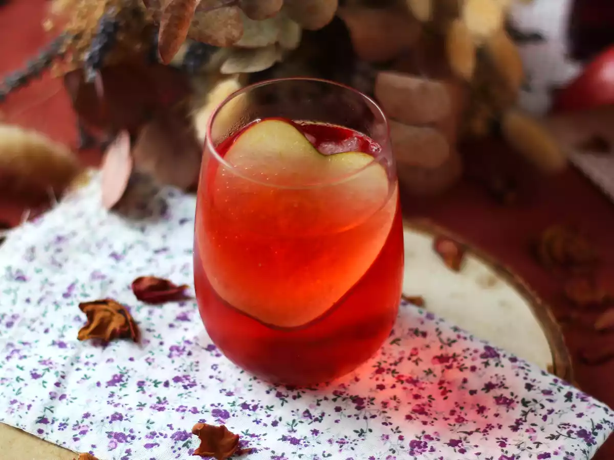 Dokonalý koktejl na Valentýna, brusinkový spritz!