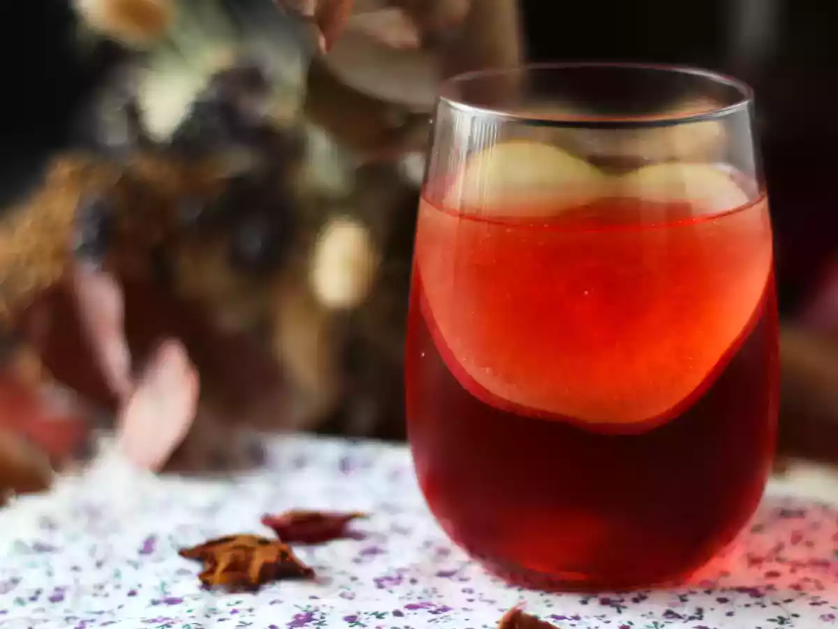 Dokonalý koktejl na Valentýna, brusinkový spritz! - foto 3