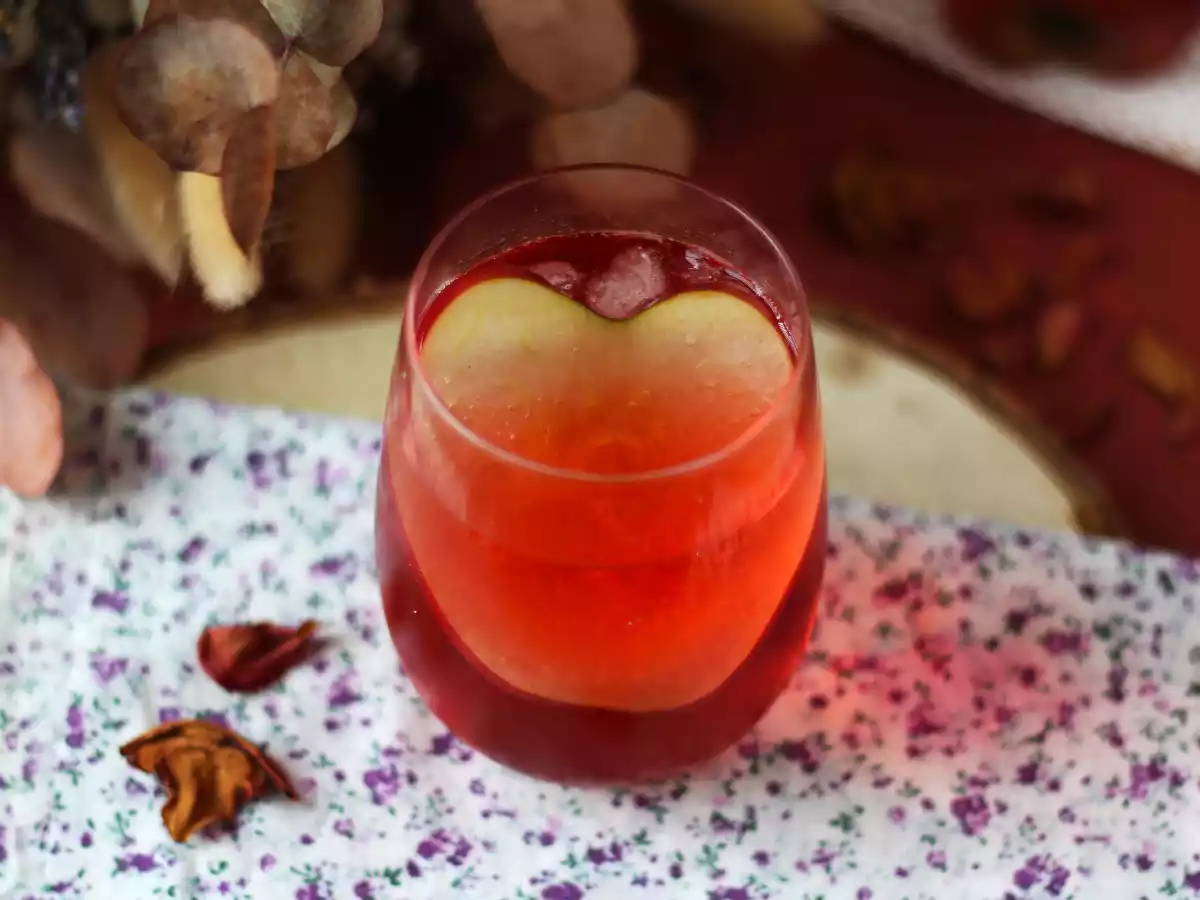 Dokonalý koktejl na Valentýna, brusinkový spritz! - foto 5