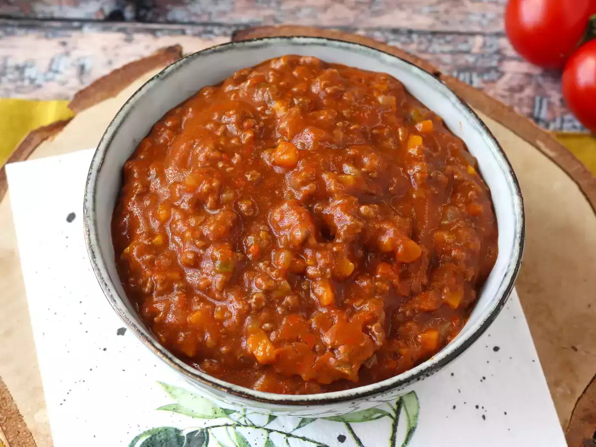 Domácí boloňská omáčka - ragù alla bolognese - foto 2