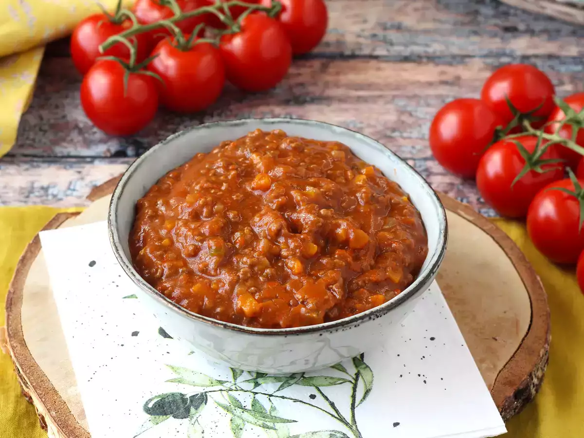 Domácí boloňská omáčka - ragù alla bolognese - foto 4