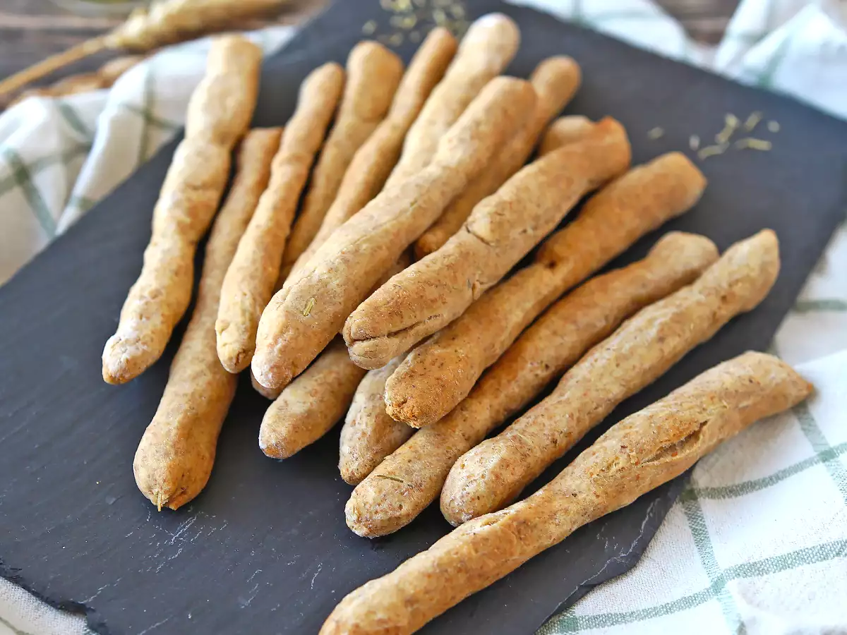 Domácí bylinkové gressiny: snadná výroba a super křupavé! - foto 5