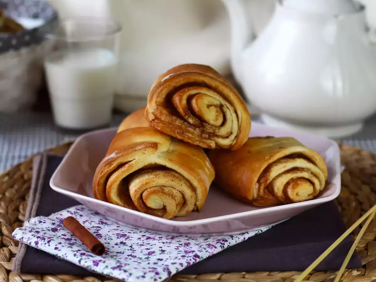 Domácí Franzbrötchen: jednoduchý recept na skořicové pečivo - foto 2