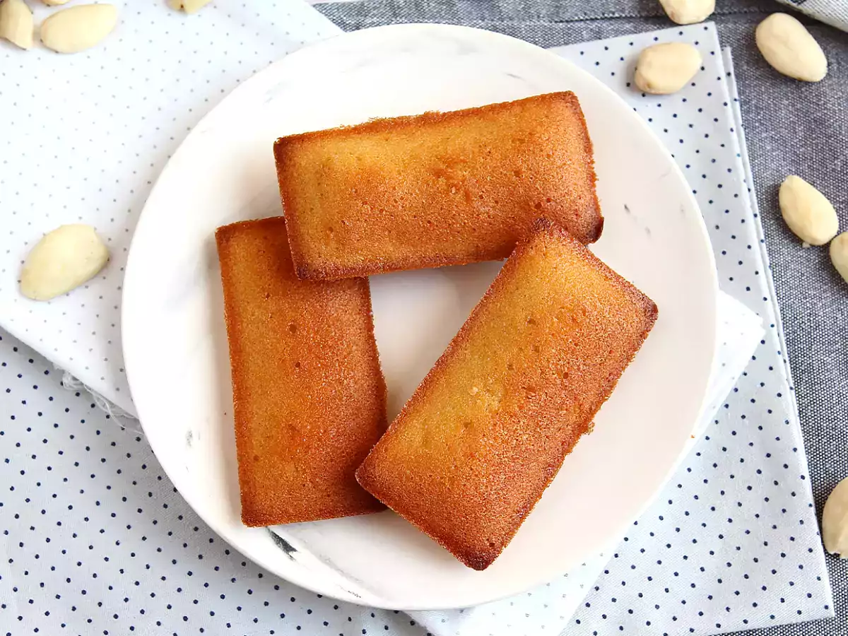 Domácí mandlové financiers - foto 4