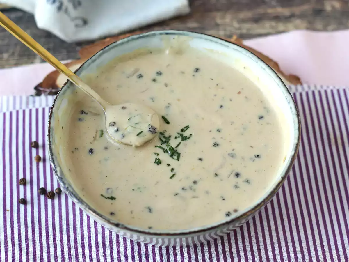 Domácí pepřová omáčka: krémová, voňavá a velmi snadná! - foto 5