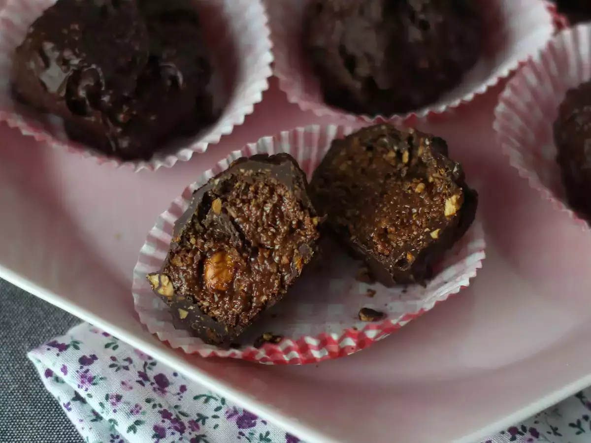 Domácí pralinky ve stylu Ferrero Rocher - foto 4