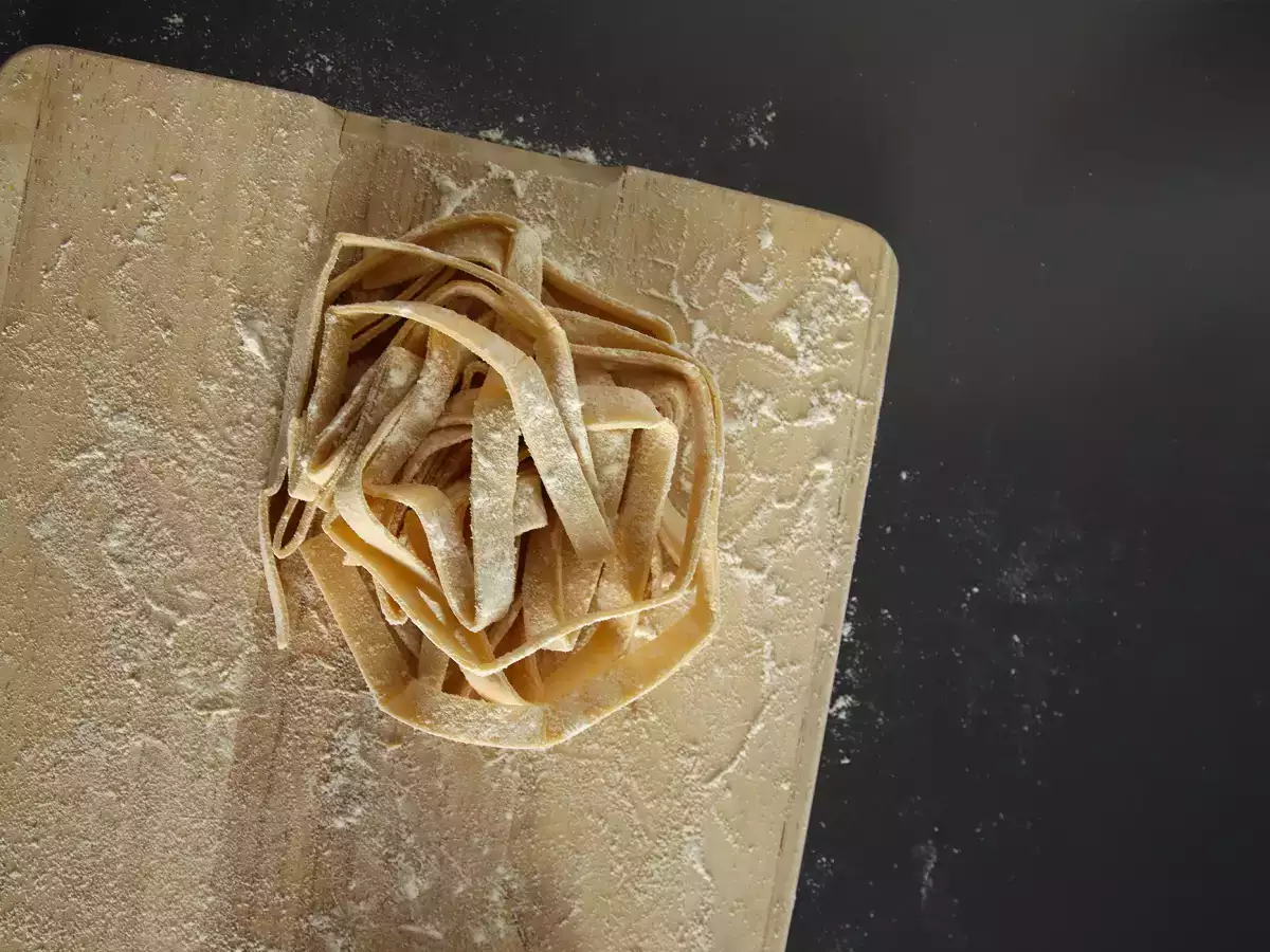 Domácí tagliatelle: postup vysvětlený krok za krokem - foto 4