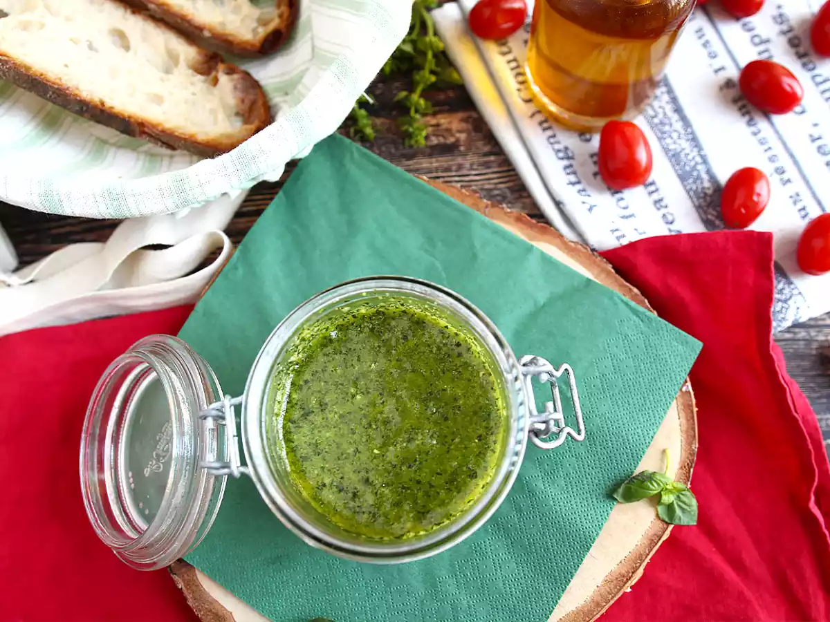 Domácí zelené pesto - pesto alla genovese - foto 4