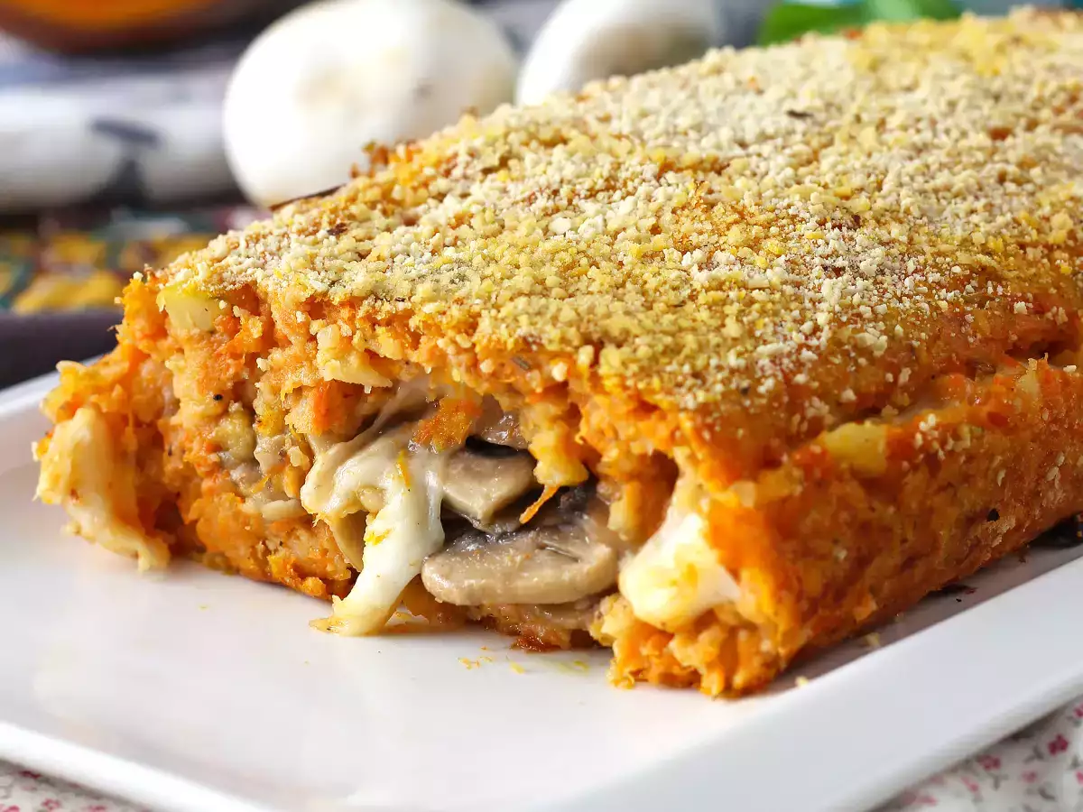 Dýňová sekaná s houbami a sýrem scamorza: chutný a snadný zapečený recept
