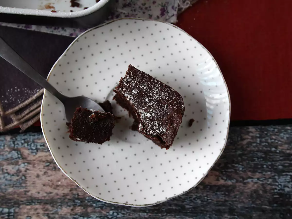 EXTRA FONDANTNÍ čokoládový a kaštanový dort s pouhými 4 ingrediencemi - foto 3