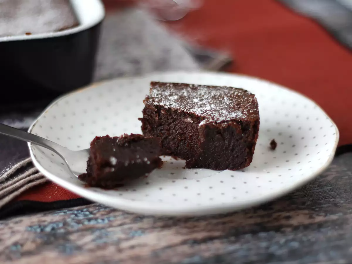 EXTRA FONDANTNÍ čokoládový a kaštanový dort s pouhými 4 ingrediencemi - foto 5