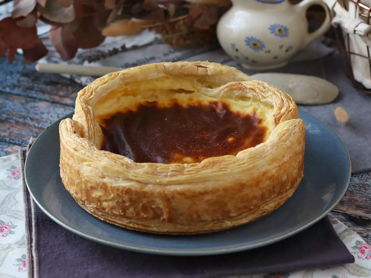 Extra krémový cukrářský koláč s pudinkovým krémem: snadný a spolehlivý recept - foto 3