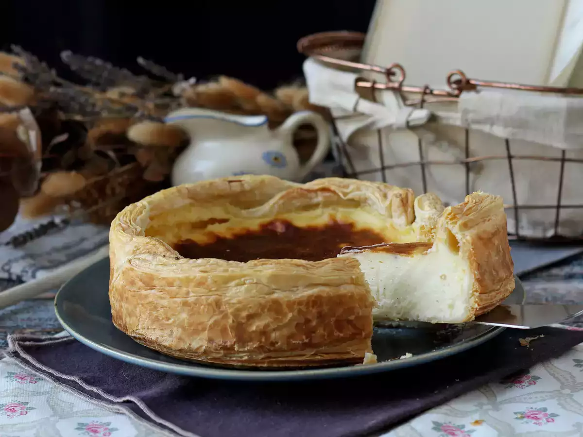 Extra krémový cukrářský koláč s pudinkovým krémem: snadný a spolehlivý recept - foto 5