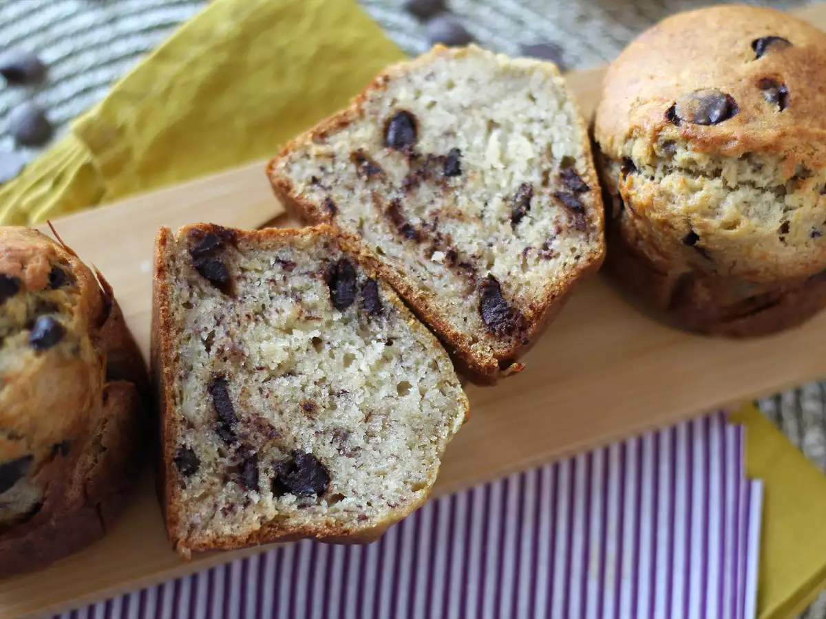 Extra vláčné banánové muffiny s čokoládovými kousky - foto 2