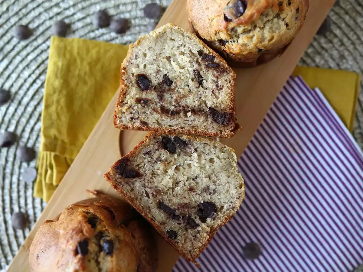 Extra vláčné banánové muffiny s čokoládovými kousky - foto 4