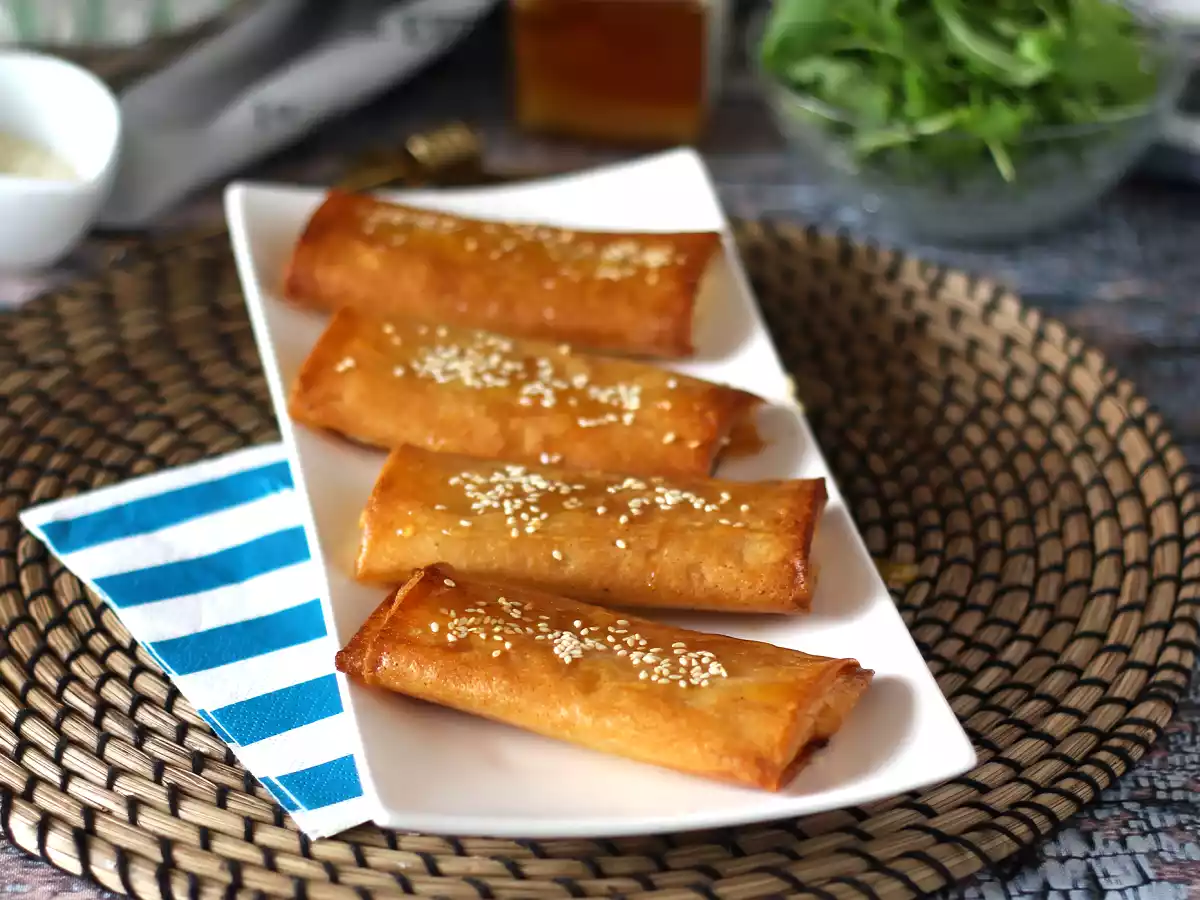 Feta Saganaki, řecký recept na křupky z fety a medu - foto 2