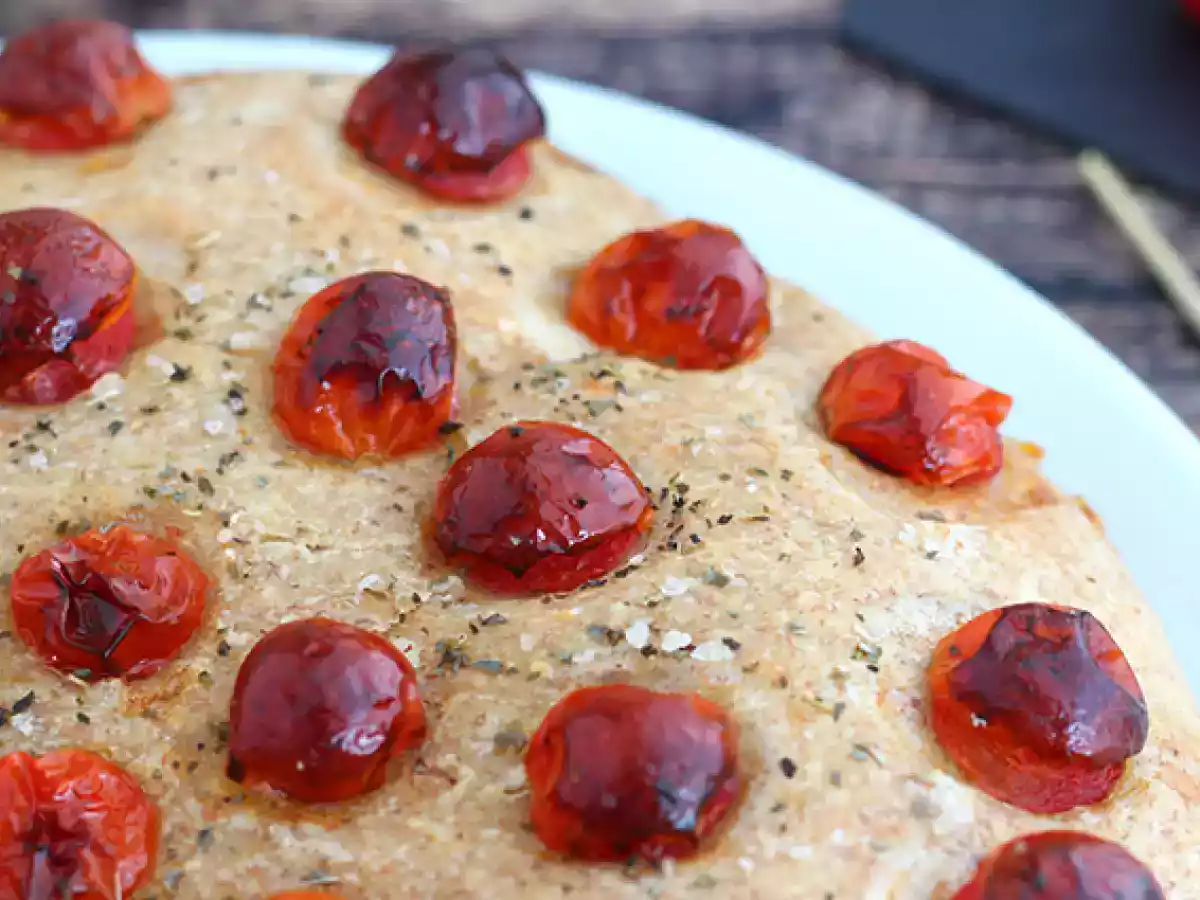 Focaccia s cherry rajčátky - foto 3