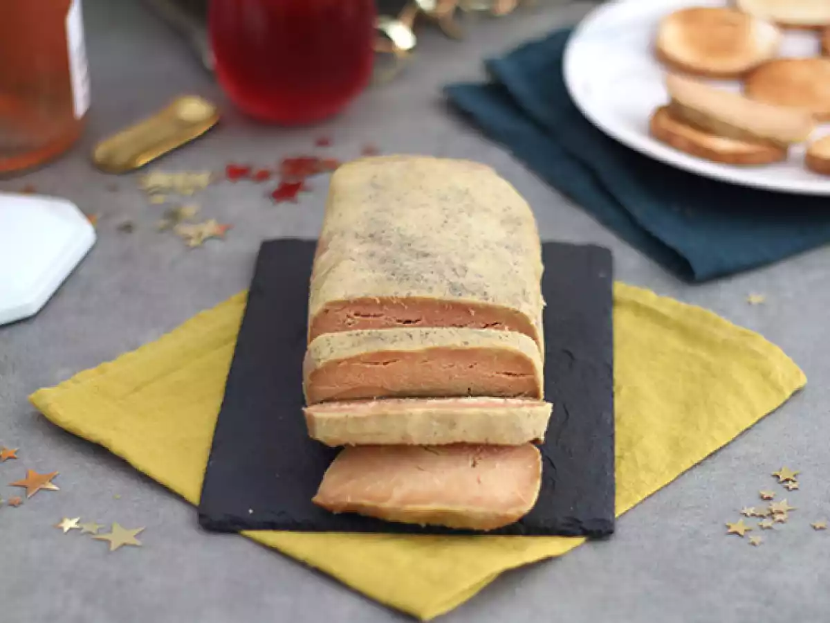 Foie gras vařený v soli