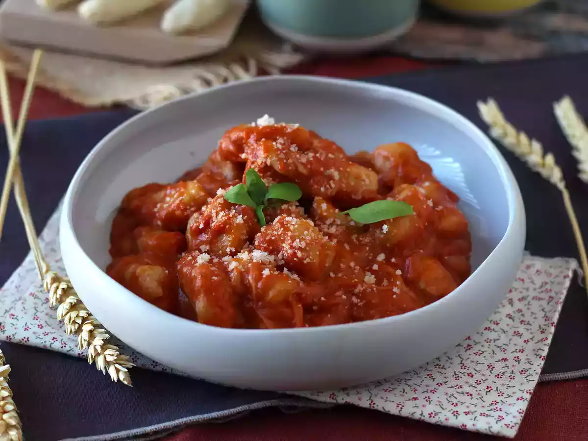 Gnocchi alla Sorrentina na pánvi: rychlý a sýrový recept, který všichni milují! - foto 4