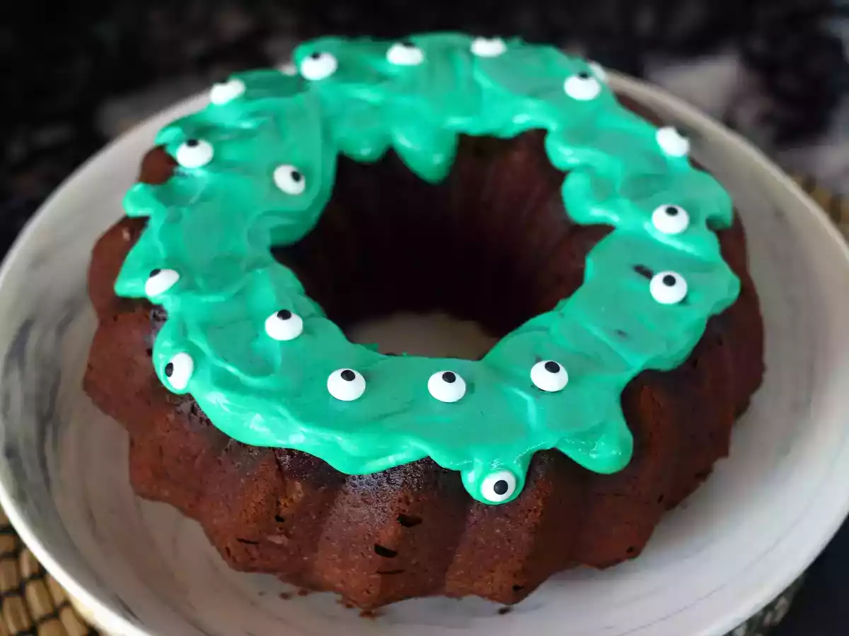 Halloween Bundt cake, lahodný čokoládový dort - foto 2