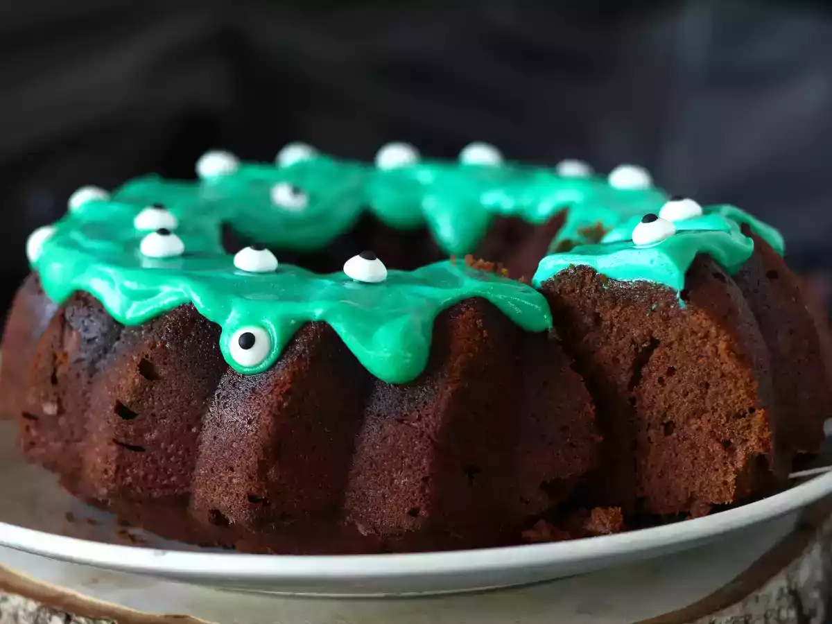 Halloween Bundt cake, lahodný čokoládový dort - foto 3