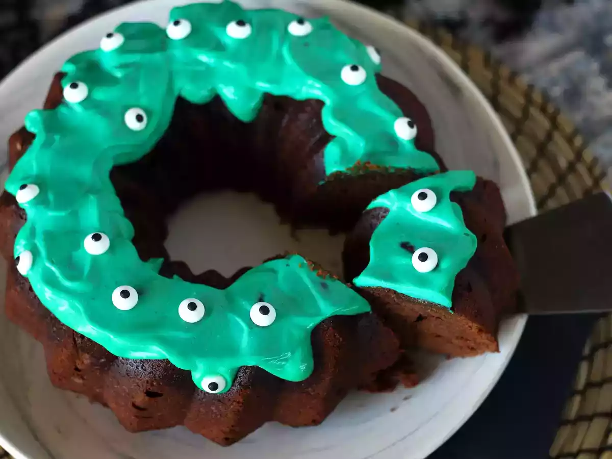 Halloween Bundt cake, lahodný čokoládový dort - foto 5