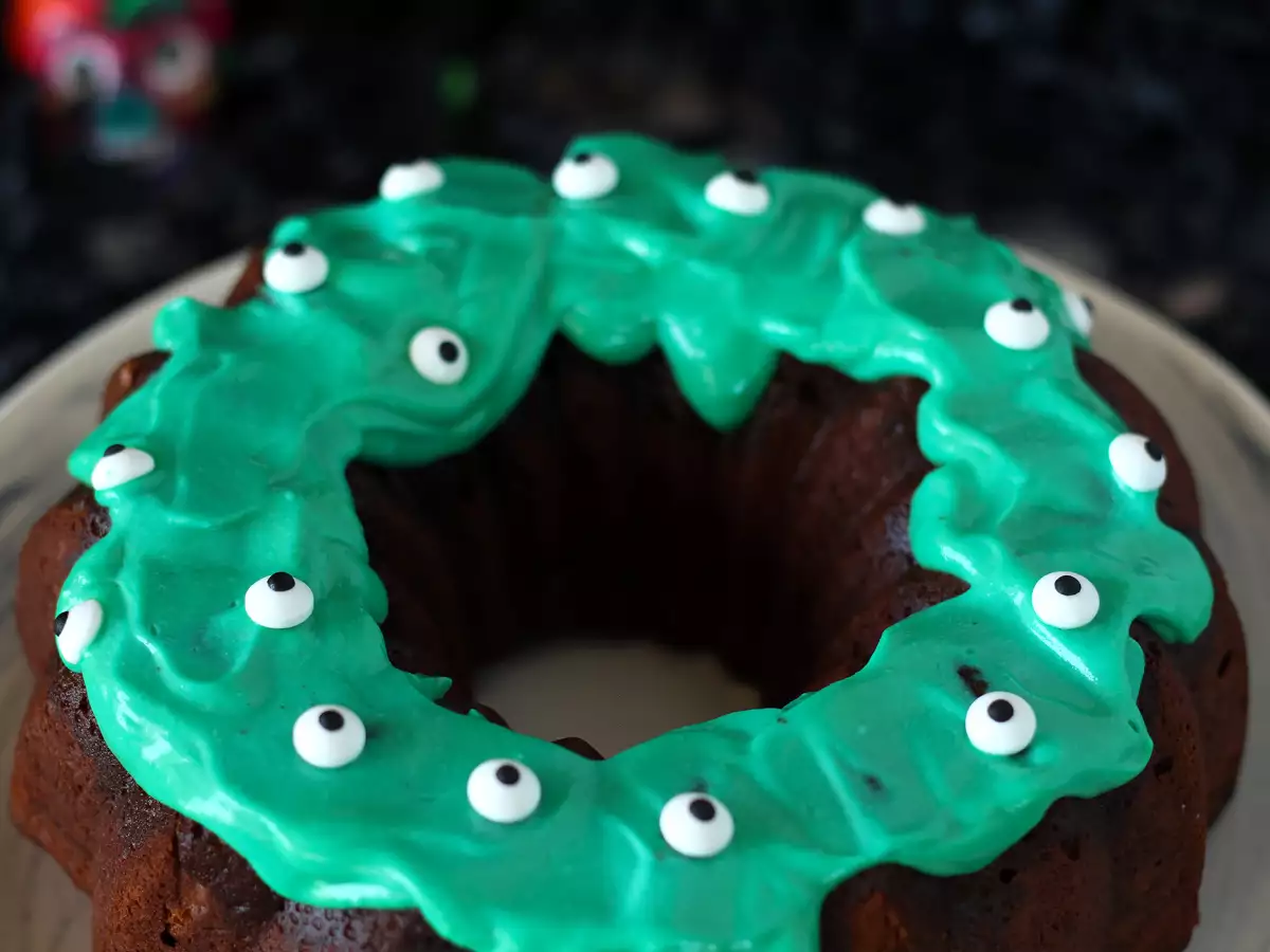 Halloweenská čokoládová bábovka - foto 7