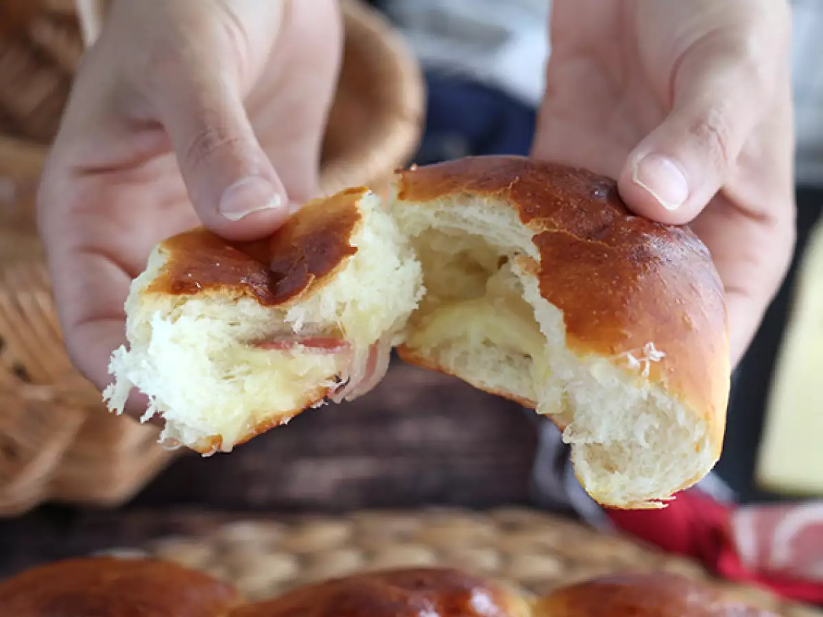 Housky plněné sýrem raclette - foto 4