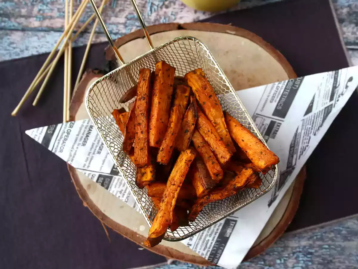 Hranolky ze sladkých brambor v Air Fryer, pro křupavý a měkký výsledek! - foto 2