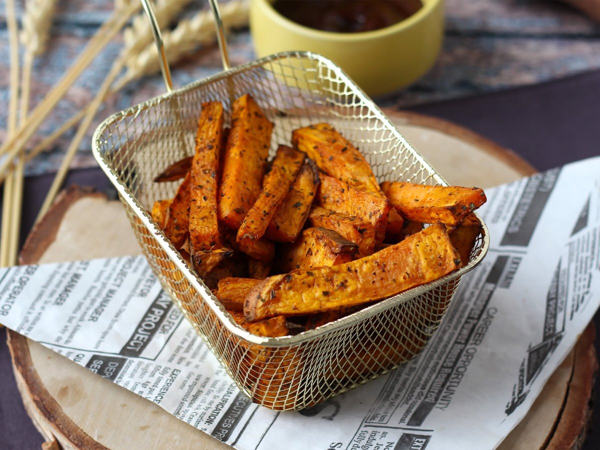 Hranolky ze sladkých brambor v Air Fryer, pro křupavý a měkký výsledek! - foto 3