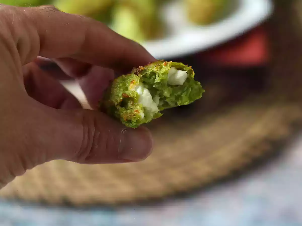 Hráškové a feta karbanátky ve fritéze: chutné a velmi rychlé na přípravu! - foto 6